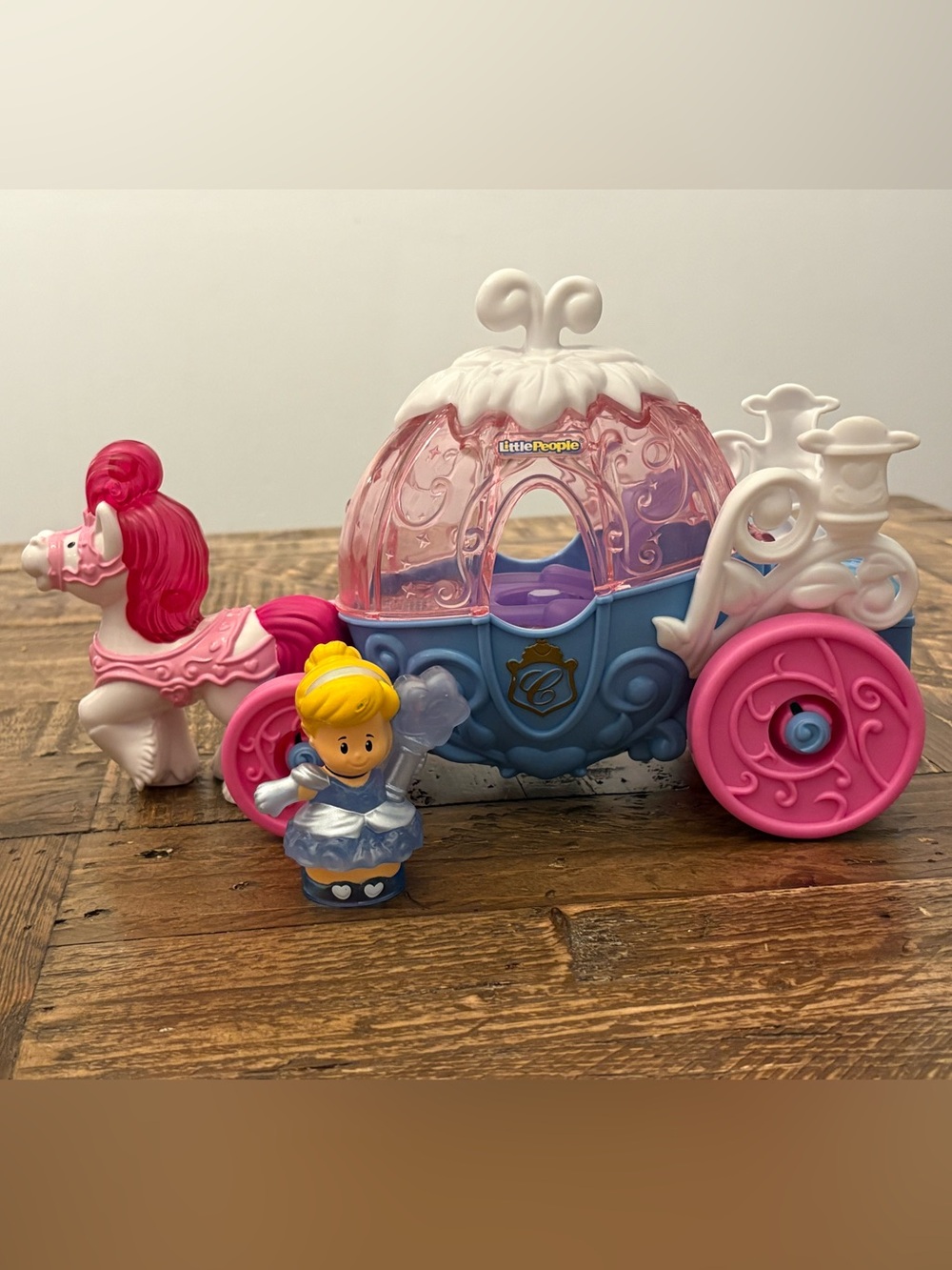 Little People Cinderella’s Lights & Sounds Carriage